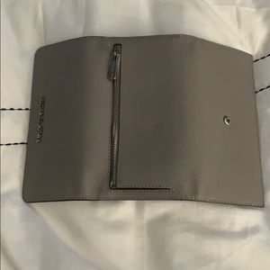 Michael Kors Bags - Michael Kors Wallet Michael Kors Bags - Michael Kors Wallet